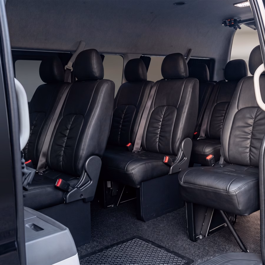Toyota Hiace — 2