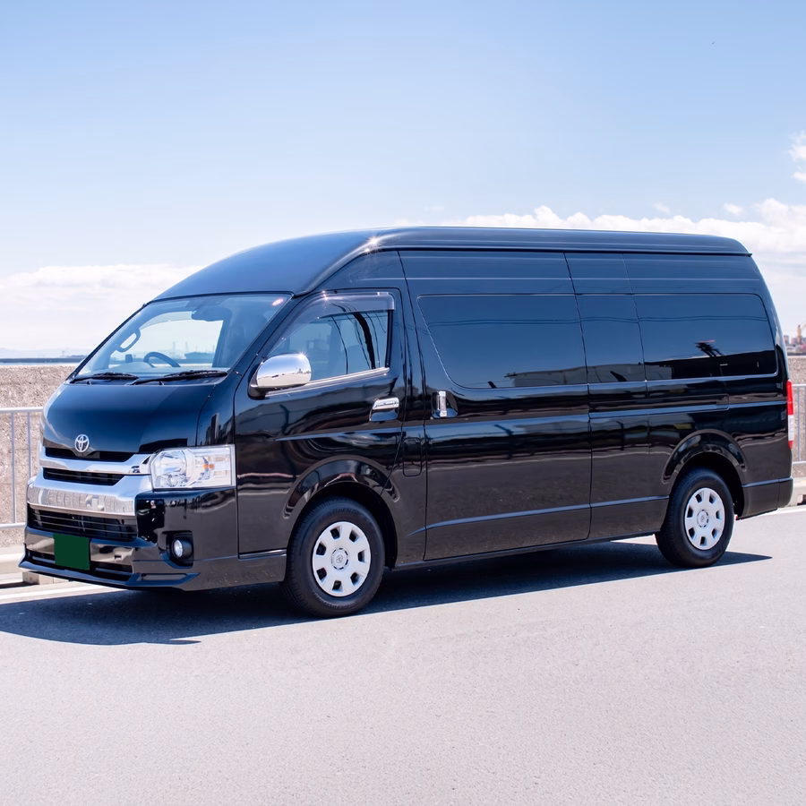 Toyota Hiace — 1