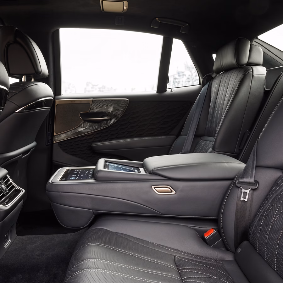 Lexus LS — 2